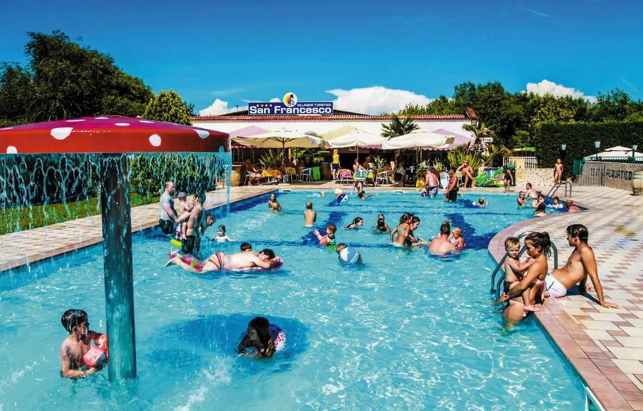 ***** Campingplatz Victoria Mobilehome In Centro Vacanze San Francesco Duna Verde Italien